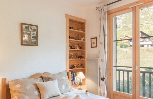 Vallouise-Pelvoux Apartment | Apartment Pelvoux, 2 bedrooms, 6 persons