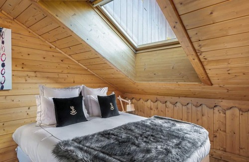 Meribel Village Villa | Apartment Perdrix 2 - Four Bedroom Villa, Sleeps 8