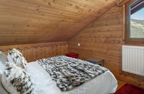 Meribel Village Villa | Apartment Perdrix 2 - Four Bedroom Villa, Sleeps 8