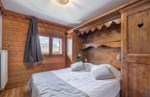 Meribel Village Villa | Apartment Perdrix 5 - Three Bedroom Villa, Sleeps 6