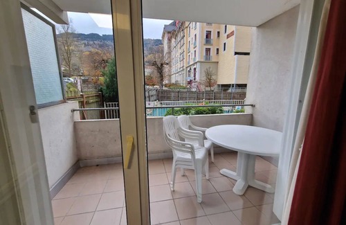 Allevard Apartment | Apartment 'Petit Nid Entre Lac Et Montagnes' with Shared Pool, Private Garden and Wi-Fi