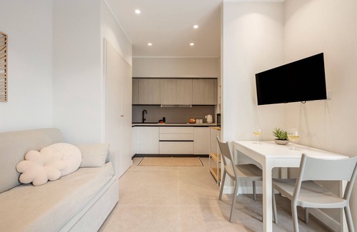 Sant'Onofrio Apartment | Apartment 'Picahouse Two' with Sea View, Private Terrace and Wi-Fi