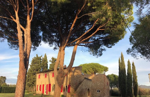 Bibbona Apartment | Apartment 'Piccolo' with Shared Garden and Wi-Fi