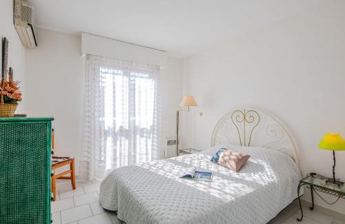 Frejus Port Apartment | Apartment Port d'Attache-10 by Interhome