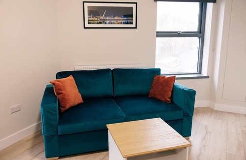Londonderry Apartment | -Apartment-Private Bathroom-1 Bedroom