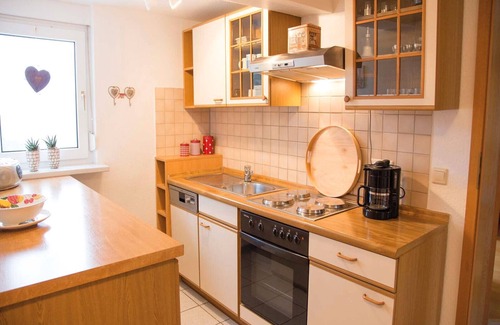 Gellinghausen Apartment | Apartment 'Pusteblume' with shared terrace and Wi-Fi