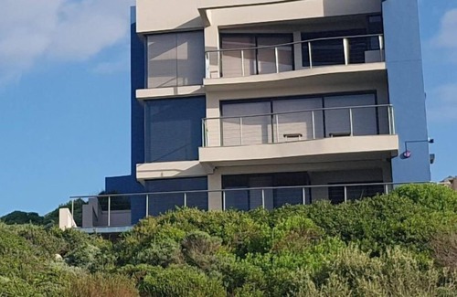 De Kelders Apartment | Apartment Royal Whale Watching in Gansbaai - De Kelders - 4 persons, 2 bedrooms