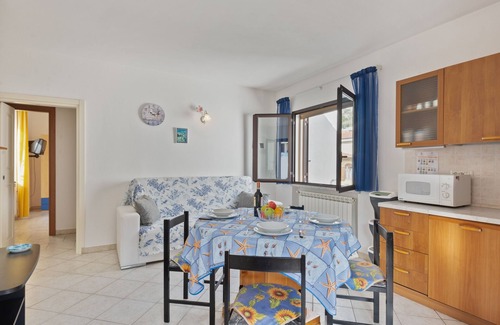 Pomonte Apartment | Apartment "Ramerino" near the beach with sea and mountain view