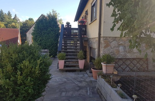 Markt Einersheim Apartment | Apartment 'Reblaus' with Private Terrace and Wi-Fi