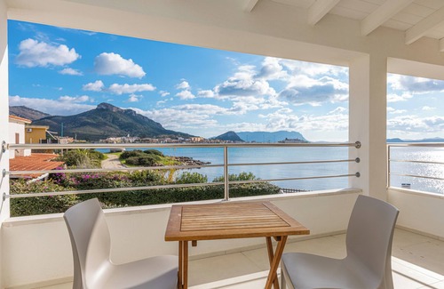 Golfo Aranci Apartment | Apartment "Residenza Cormorani 2" Near the Beach with Sea View, Wi-Fi & Terrace