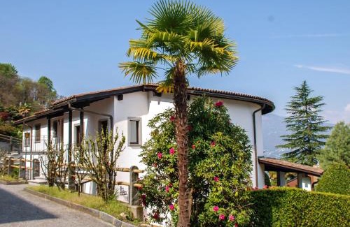 Piazzogna Apartment | Apartment Residenza Miralago Apt- C28 by Interhome