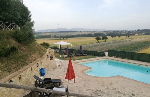 Fratta Apartment | Apartment Rosa with 2 bedrooms and outdoor shared pool