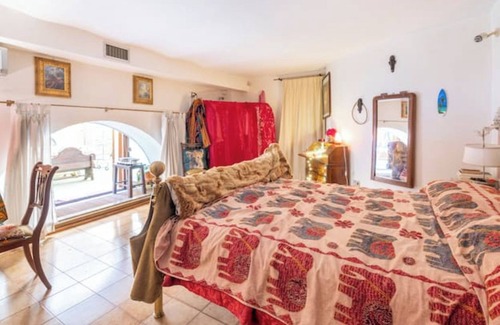 Trastevere Apartment | Apartment 'Roma Magica' with Private Pool, Wi-Fi and Air Conditioning
