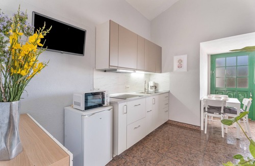 Las Puntas Apartment | Apartment 'Rosi- Studio' with Mountain Views, Wi-Fi and Air Conditioning