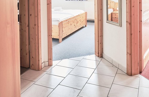 Berwang Apartment | Apartment Roter Stein - Landhaus Cornelia Berwang