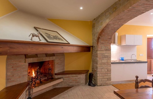 Magione Apartment | Apartment Salon + Vineyards