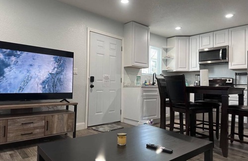 Southeastern Sacramento Cottage | Apartment San Isidro near UCDMC