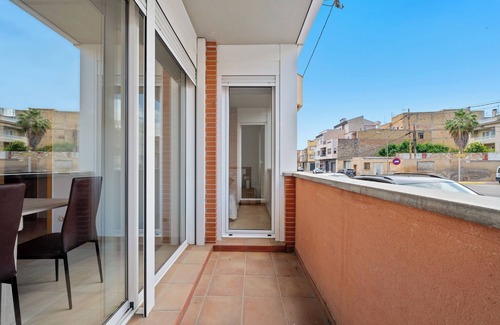 L'Aldea Apartment | Apartment 'Sara' with Private Terrace, Wi-Fi and Air Conditioning