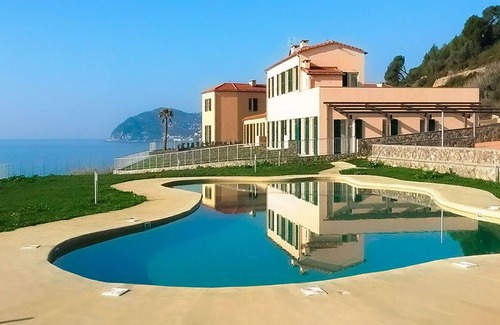 Cervo Apartment | Apartment Saraceni: with seaview, garden, in a complex with swimming pool and small private beach