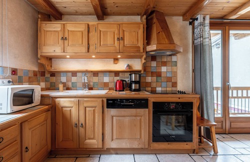 Val Cenis Apartment | Apartment 'Savine' with Mountain View, Balcony and Wi-Fi