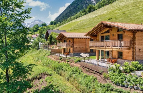Buerserberg Apartment | Apartment Schesa - "Dahoam" Apartments - by A-Appartments