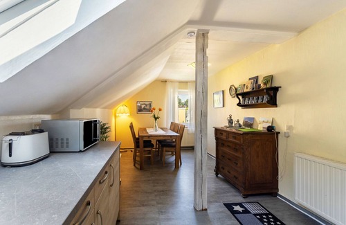 Arnsberg Apartment | Apartment 'Schlossbergblick' with Shared Terrace, Shared Garden and Wi-Fi