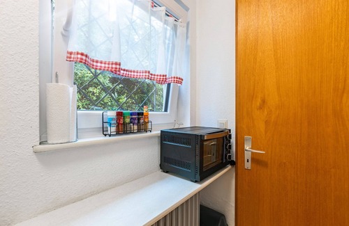 Unterkirnach Apartment | Apartment 'Schwarzwaldhirsch' with Private Terrace and Wi-Fi