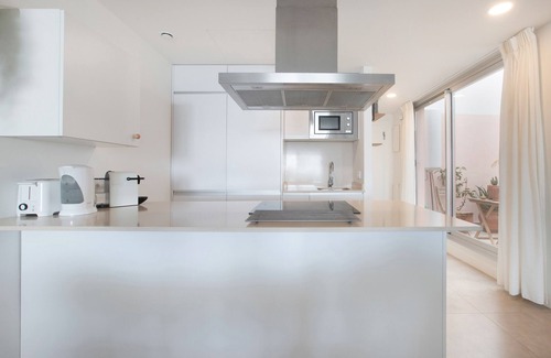 Torrequebrada Apartment | Apartment 'Seaview Alba' with Sea View, Wi-Fi and Air Conditioning