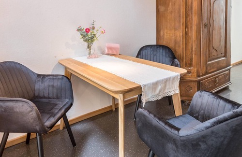 Konstanz-Dingelsdorf Apartment | Apartment Seeblau with Balcony & Wi-Fi