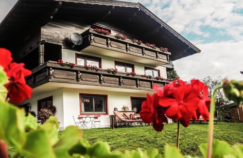 Soell Apartment | Apartment, shower, WC, garden side - Au Pension