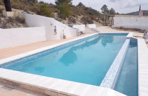 El Partidor Apartment | Apartment Sleeps 4 With Private Pool