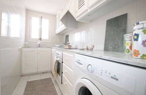 Son Parc Apartment | Apartment 'Sol' with Shared Pool, Wi-Fi and Air Conditioning