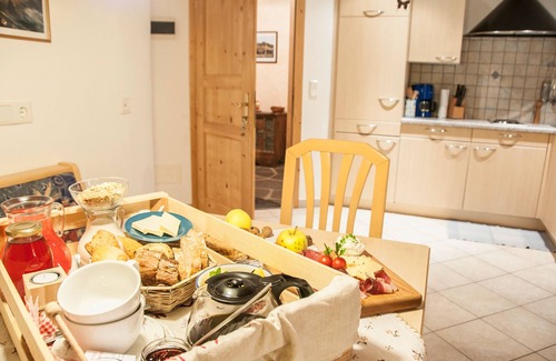 Fie allo Sciliar Apartment | Apartment 'Stampferhof Aicha' with Mountain View, Shared Terrace and Wi-Fi