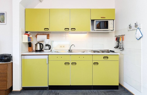 Bensersiel Apartment | Apartment "Starboard" - "House Beluga"