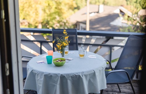 Schmallenberg Apartment | Apartment 'Storchennest' with Shared Garden, Balcony and Wi-Fi