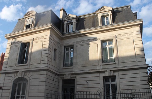 Limoges Apartment | Apartment Suit with private bathroom