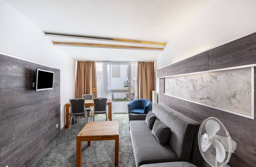 Stadtkern Apartment | Apartment 'Suite In Essen-City' with Wi-Fi