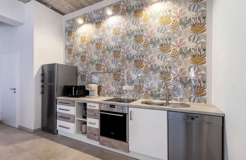 Obersalwey Apartment | Apartment 'Suiten Im Alten Berghotel Franziska' with Mountain View, Shared Garden and Wi-Fi