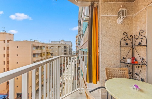 Santa Pola Apartment | Apartment 'Sunflower Beach' with Private Terrace, Balcony and Wi-Fi