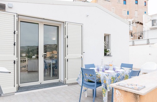 Siculiana Marina Apartment | Apartment 'Sunset' with Sea View, Wi-Fi and Air Conditioning