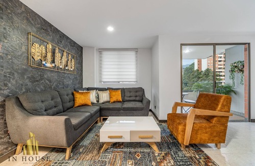 El Tesoro Apartment | Apartment, sunset Pool views/Provenza - BV 1204