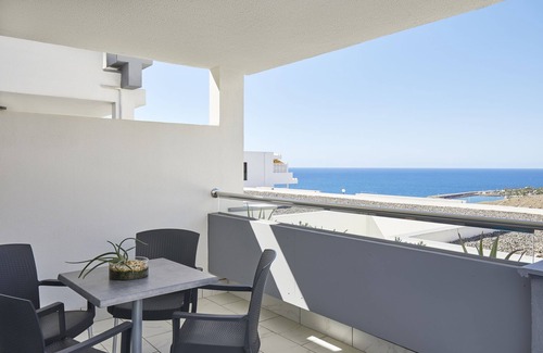 Patalavaca Apartment | Apartment-Superior-Ensuite with Shower-Sea view-CAT. 5