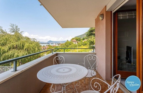 Veyrier-du-Lac Apartment | Apartment T2 – Clos Charmeil – Lake