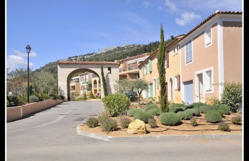 Belgentier House | Apartment T3 with swimming pool