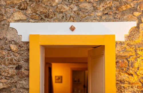 Taormina Apartment | Apartment 'Taormina' with Wi-Fi and Air Conditioning