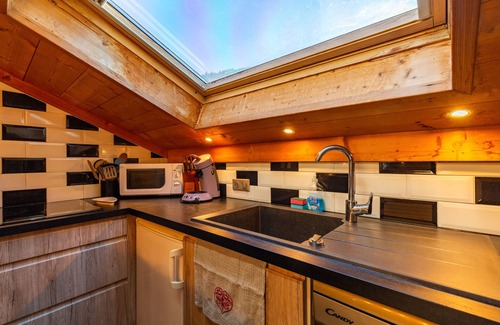 Thones Apartment | Apartment ' Thônes 2 Personnes' with Wi-Fi