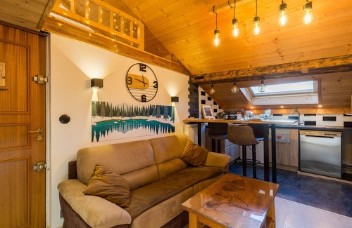 Thones Apartment | Apartment ' Thônes 2 Personnes' with Wi-Fi