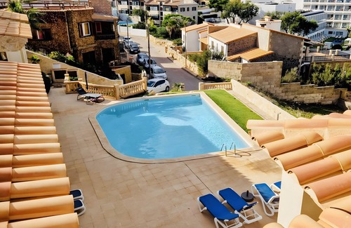 Cala Agulla Apartment | Apartment "Tramuntana" with Sea View, Pool & Wi-Fi