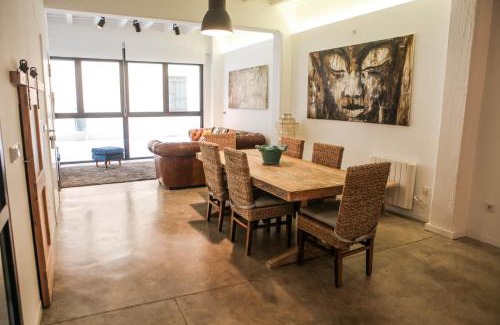 El Pilar Apartment | Apartment Triador