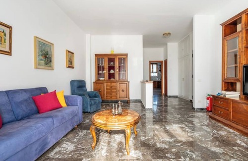 Rovezzano Apartment | Apartment 'Varlungo Home Terrazza Panoramica' with Private Terrace, Wi-Fi and Air Conditioning